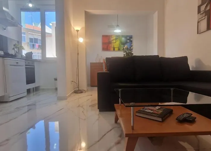 Joana's 1 Гостевой дом *